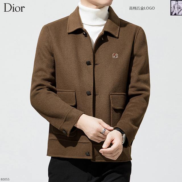 Dior 迪奥 秋冬季原单 经典款呢子外套 全球高端顶级品牌成衣 顶级原单羊绒呢子外套 米兰时装发布会走秀款 黄金比例45%羊毛羊绒含量 原单原版五金辅料 保暖