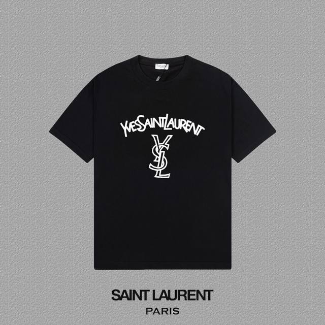 Ysl 圣罗兰] 2024Fw短袖t恤 经典款硅胶厚板字母 高端32S双纱260克面料 重磅面料 定制拉架罗纹同缸同染 三标齐全 男女同款 颜色：黑色 白色 尺