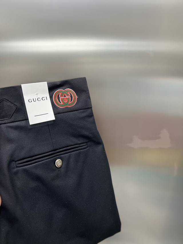 Gucci 古奇 2025春夏新品 三标齐全 西裤 休闲裤 好货不用过多介绍 看细节 专柜码数：29-36 175 140上身32码