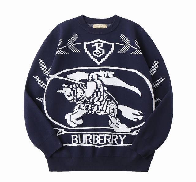 Burberry 巴宝莉经典蓝色大战马提花马术骑士圆领针织毛衣 独家定制优质羊毛混纺纱线编织 整件手感软糯舒适 上身透气且具备超强保暖性 胸前图案双层提花刺绣