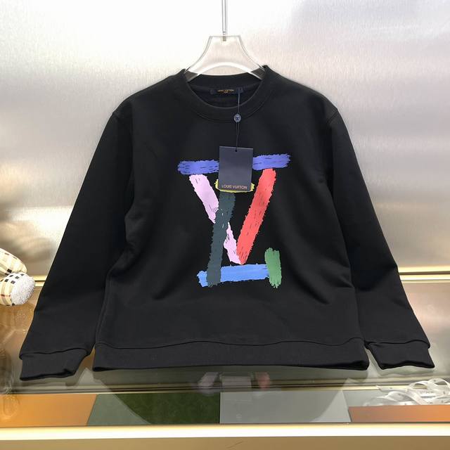 Louis Vuitton Lv 路易威登 24Ss新款潮流经典卫衣，精致裁剪，高品质工艺！采用定织定染纯棉面料420克左右纯棉卫衣面料！图案进口数码印花工艺，