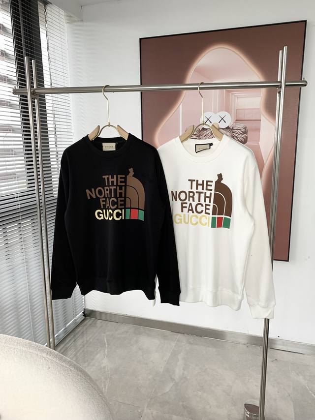 Gucci 古驰 2024秋冬全新系列卫衣，非常时髦前卫的一款男女同款长袖卫衣，，高品质数码印花图案工艺！品牌多年的设计理念！经典款式，时髦高级潮流奢华，客供进