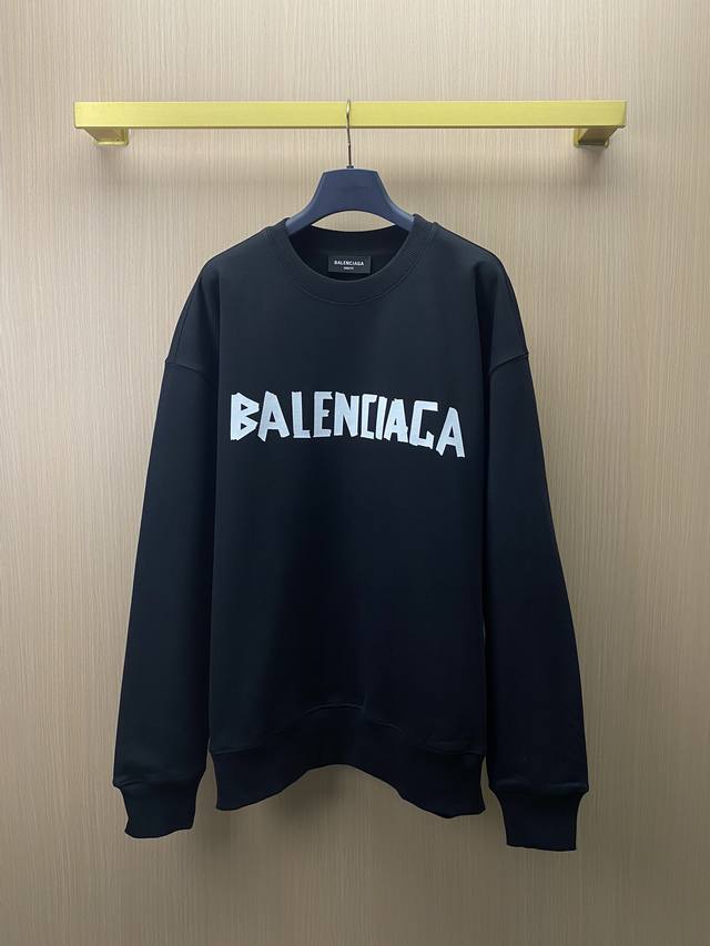 Balenciaga巴黎世家 重磅logo印花工艺圆领卫衣 采用原板独家定制面料克重400克，面料用的是国产新疆优质棉纱， 面料纹理清晰，回弹性好，抗皱性很强，