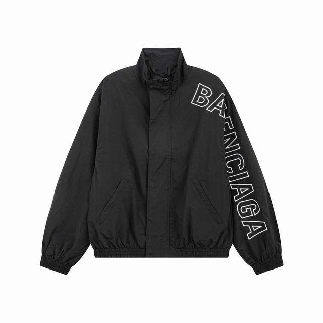 最高版本 Balenciaga 巴黎世家24Ss走秀款 镂空刺绣巴黎运动风夹克外套裤子套装 刺绣logo采用进口田岛绣花机 精细绣花无毛边杂线 非常紧密 凹凸质