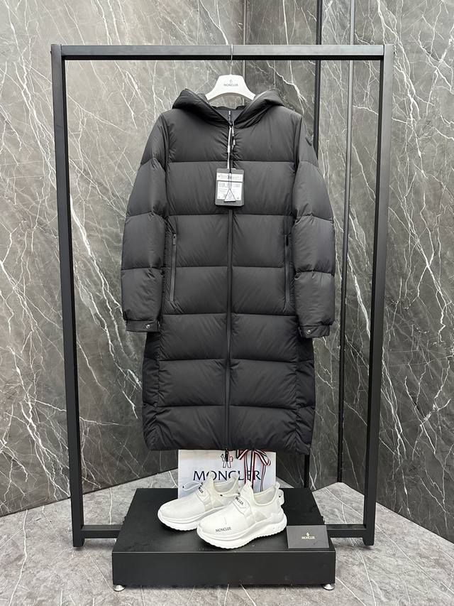 羽绒服- 特级羽绒moncler Arredoun女士兜帽长款羽绒夹克外套.特级鹅绒填充.条码款号齐全,对应官网一致.吊牌内置nfc电子感应防伪.支持多重防伪验