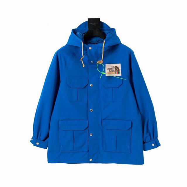 特价 S8 M9 L8 Xl8 Gucci 古驰x Tnf 联名夹克冲锋衣系列 面料反面加防水涂层 印花采用进口刺绣机器 刺绣饱满 完美还原 原版面料 定制yk