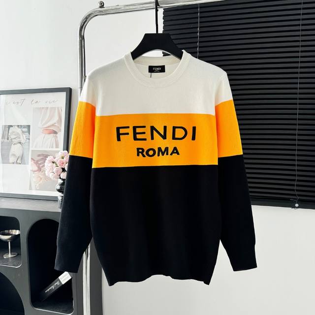 款号：M103 芬迪 Fendi 圆领毛衣 高品质意大利进口面料，高密度针织，百搭毛衣，内搭衬衫都帅气十足更耐穿更加不易变形，版型极好，各种风格都能轻松hold