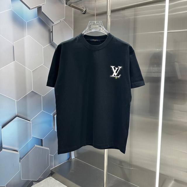 Lv 2024秋冬新款320克短袖t恤 硅胶烫钻 男女同款宽松版 S M L Xl Xxl 五个码 黑色 白色 咖色