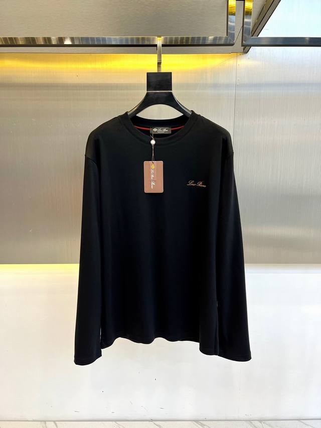 Loro Piana、24S早秋lp 老钱风易穿搭系列 对于面料 与版型 细节有极高要求的选这款.入手随意对比商场 衣橱必备 经典基础款圆领长袖t恤 面料采用进