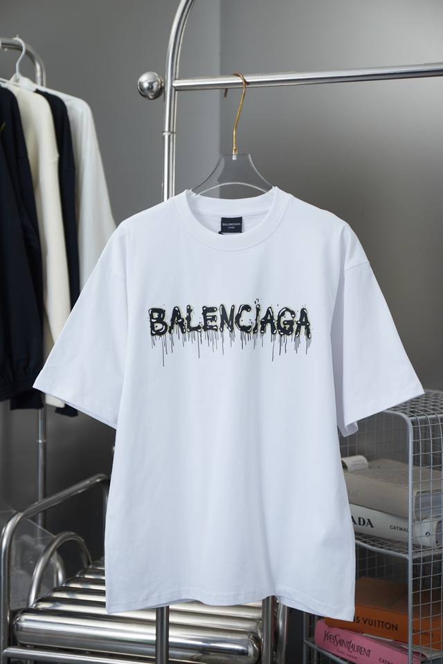 巴黎世家 Balenciaga Blcg 25Ss早春新款 涂鸦字母logo印花短袖 轻奢主义 男女日常通勤穿搭必备单品 正确版本 欢迎对比 详细特征 280克